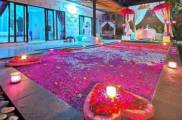 Lavender And 4*