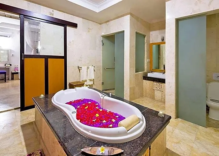 Lavender And Hotel Kuta (Bali)