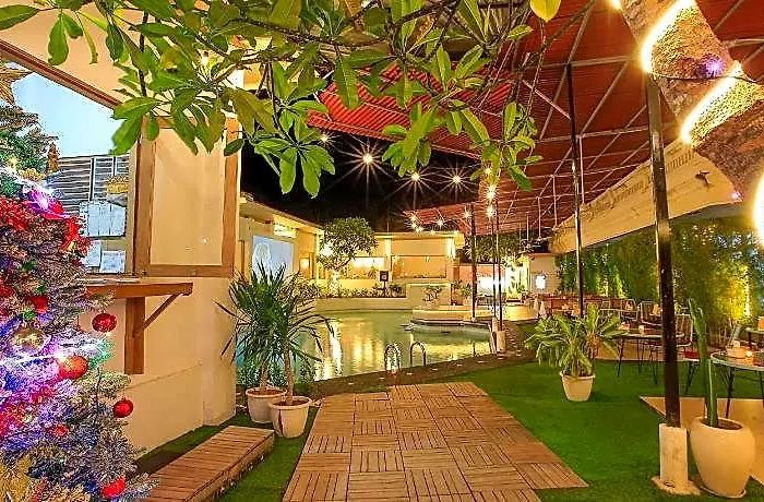 Hotel Lavender And 4*